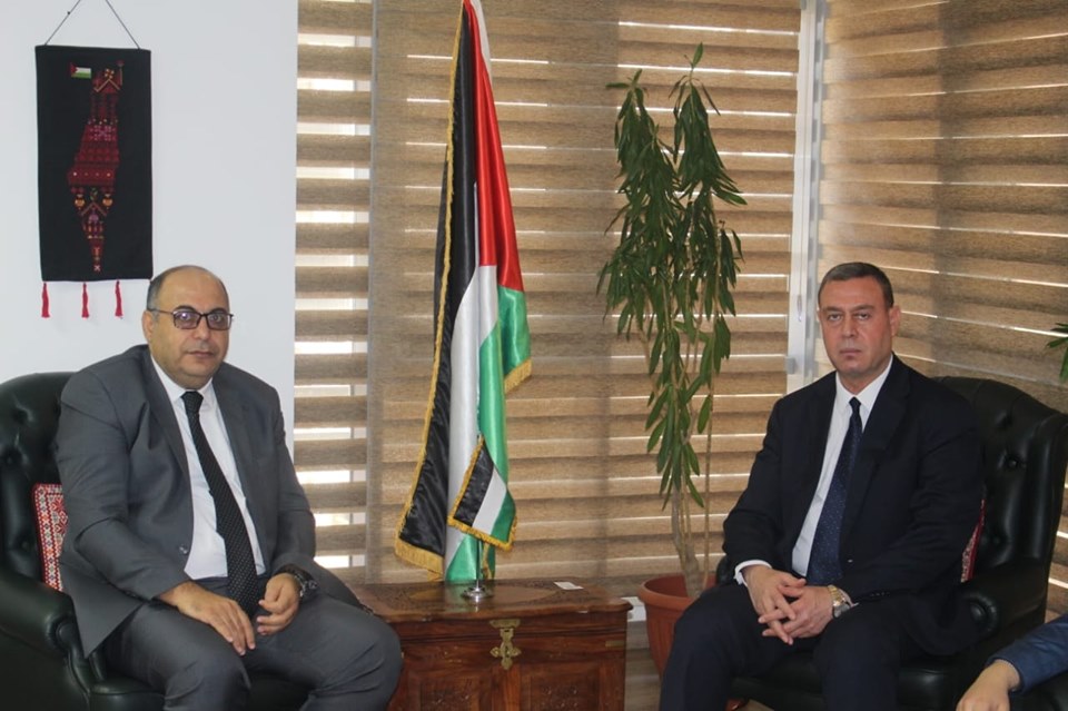 السفير دياب اللوح يستقبل رئيس جامعة الإسراء