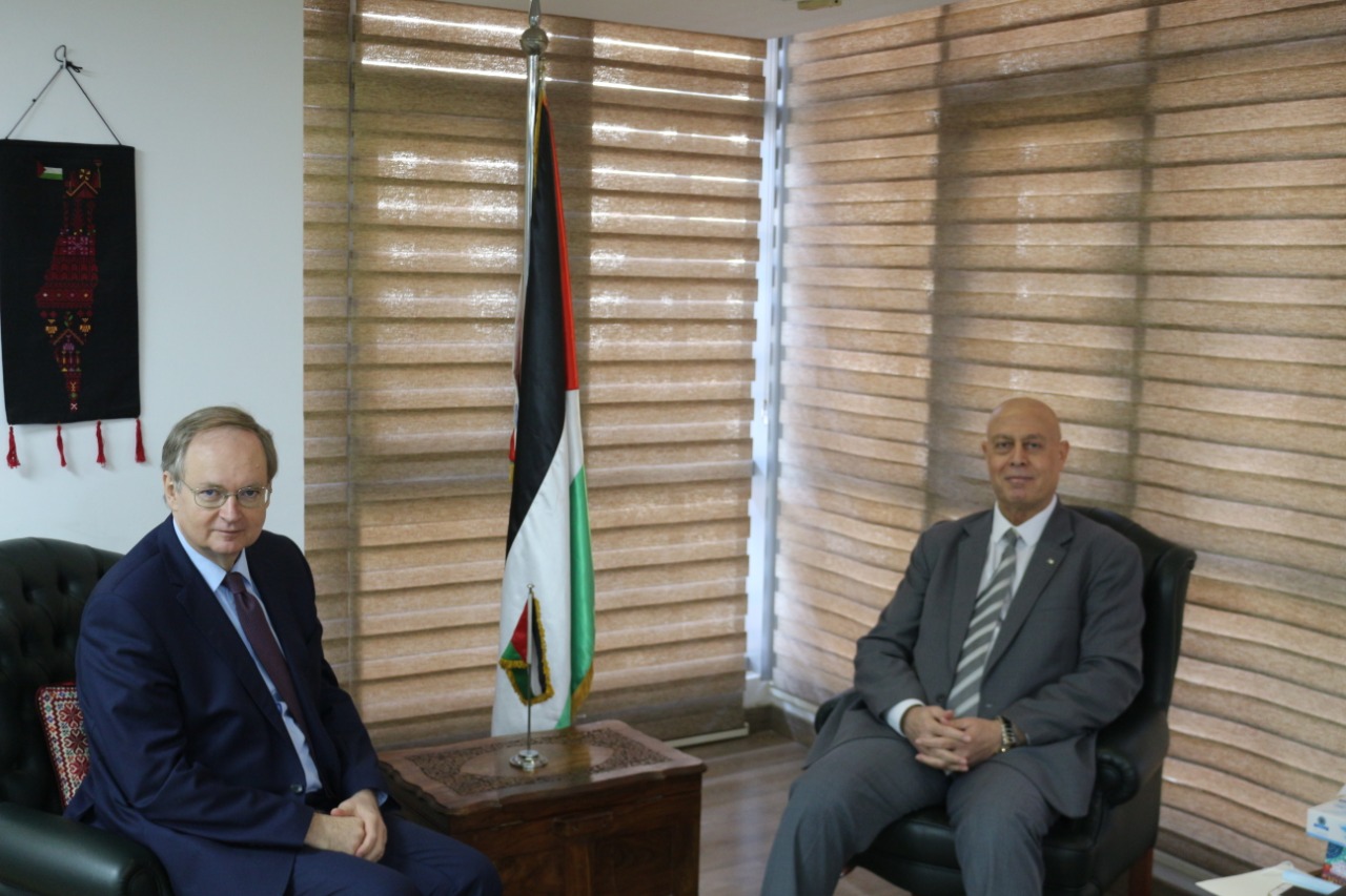السفير دياب اللوح يلتقي سفير الاتحاد الأوروبي بالقاهرة